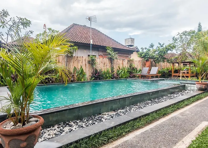 Zen Jembawan Hotel